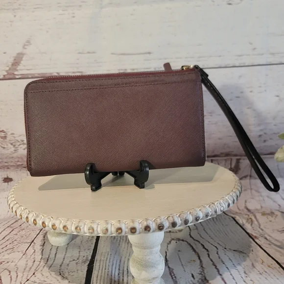 NWOT Kate Spade Schuyler Burgundy Large Continental Wallet Wristlet - Picture 2 of 12